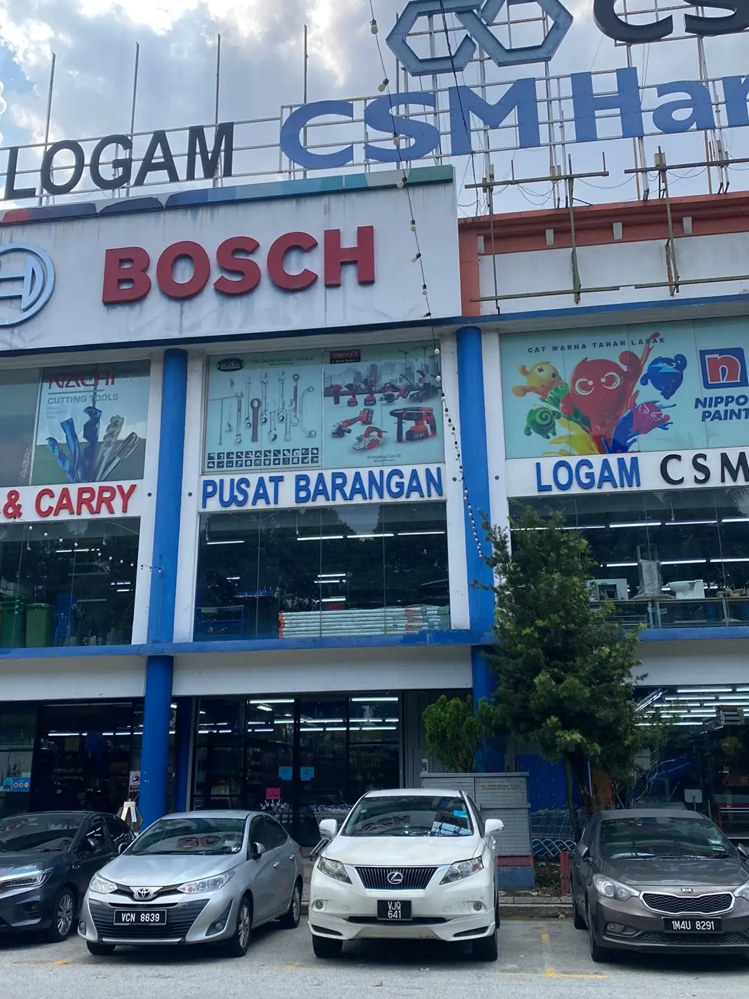 Shopfront of CSM Hardware City Sri Muda (HQ) in Shah Alam