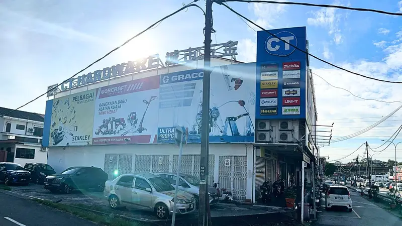 Shopfront of CT Hardware Sdn Bhd - CT1